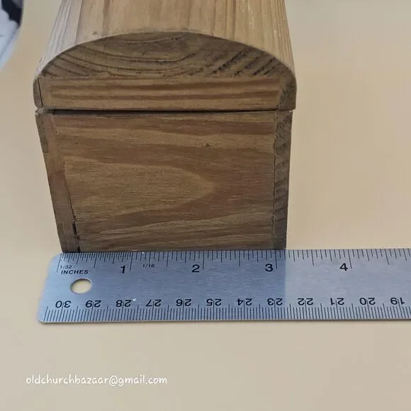 Handmade Wooden Trinket Box Heart Cutout Dome Lid Rustic Brown Primitive Decor - Picture 3 of 9